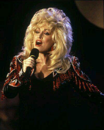 Dolly parton — the bargain store 02:39 dolly parton — here you come again 02:56 dolly parton — if i lose my mind 02:29 Dolly Parton singing. (With images) | Dolly parton wigs, Dolly parton, Dolly parton costume