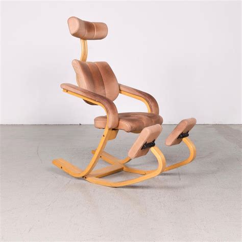 50% 75% 100% 125% 150% 175% 200% 300% 400%. Stokke Gravity Balans Designer Leather Wood Rocking Chair Brown by Peter Opsvik For Sale at 1stdibs
