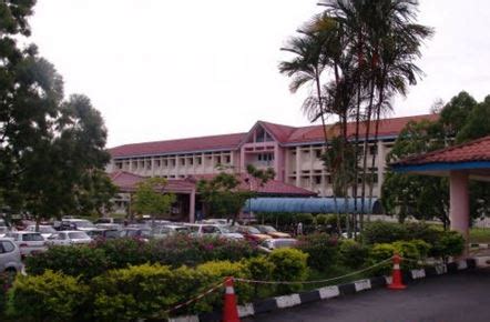 Based from this documentation, the hospital was initially located at the current site of the kuching central. Hospital Miri, Hospital in miri