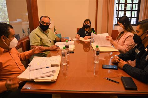 El profesor debe ir trabajando con todos los alumnos a través de materiales elegidos de forma específica con los cuales poder potenciar e identificar cada sentido del cuerpo. SE REÚNE PRESIDENTA MUNICIPAL CON EL VISITADOR DE LA CEDH ...