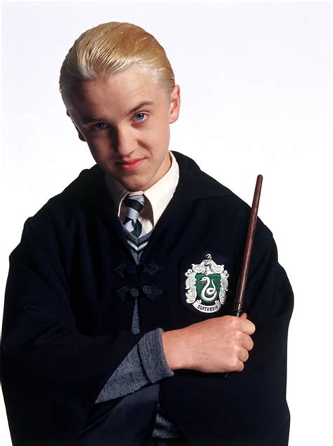 Draco malfoy is one of the most memorable secondary characters in the harry potter movies and books. Una foto promo di Draco Malfoy (Tom Felton) per il film ...