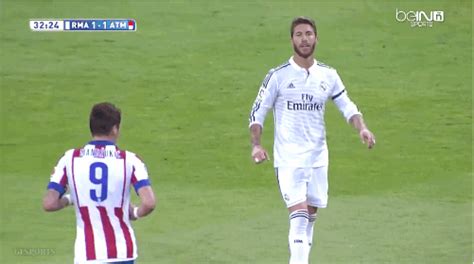 38.851 mensajes desde abr 2014. sergio ramos real madrid gif | WiffleGif