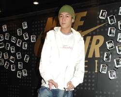 After all these years, personlly i still do not regard it as a scandal. Edison Chen's Sex Photo scandal