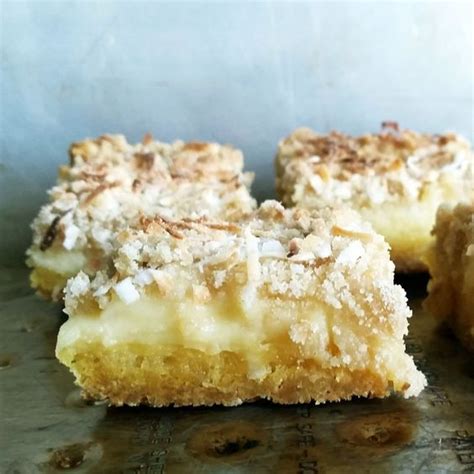 Make sure not to over bake as the center should be a little gooey. Paula Deen's Pumpkin Bars