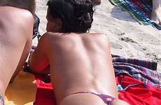 tangas playas fotos bathing suits braless