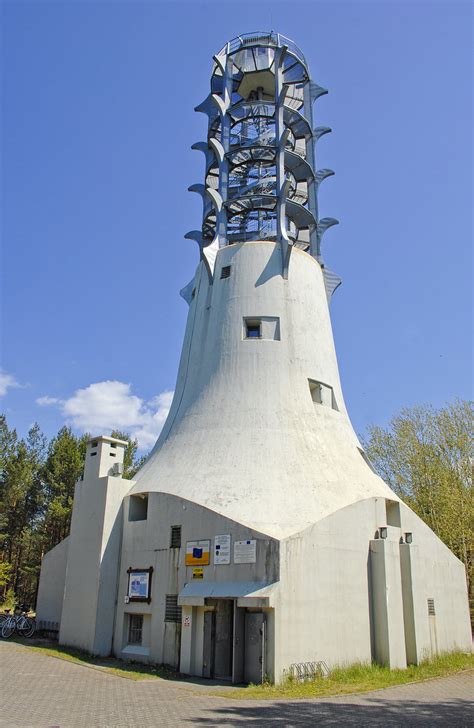 Glocke, 1) umgangssprachliche kurzform für cowbell und cencerro glocke, 1) hohler, meist konkav gewölbter, nahezu kegelstumpfförmiger, aus metall gegossener klangkörper, der von innen mit einem. Die »Glocke« - Hochbunker mit Messstation für ...