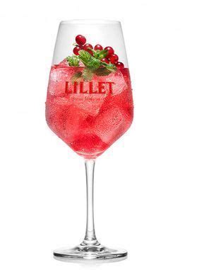 Jetzt ausprobieren mit ♥ chefkoch.de ♥. Der Cocktail für Genießer: Lillet Magique | Rezept ...