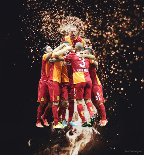 Galatasaray fans attacked away fans,karsiyaka, on the highway before the match yesterday. cimbom on Tumblr
