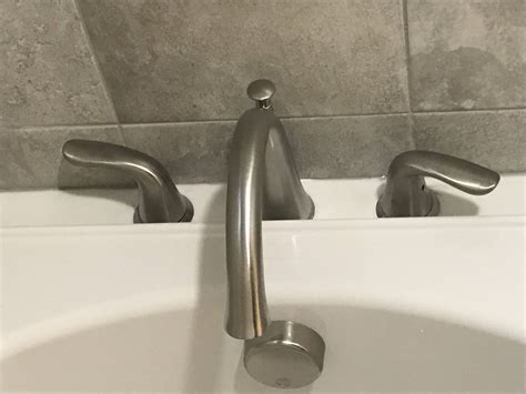 Anybody over about 180cm (6 feet) tall is likely to find this standard size pretty. Delta Bathtub Faucet Handles - This is an easy to follow ...