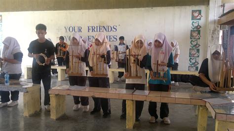 Download lagu bertemu dan berpisah mp3 dan video klip mp4 (6.83 mb) gudanglagu. Kelab Angklung Wariseni Official Website: Latihan Lagu ...