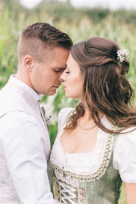 Gronau mann sucht frau gronau mann sucht frau. Traditionell bayerische Hochzeit - Sarah & Tobias gaben ...