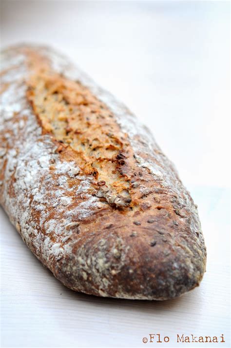 Donnez votre avis sur cette recette de veggie green burger et buns au levain. L'exquis pain au levain aux graines de Steve - MakanaiMakanai