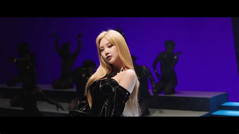 Maybe you would like to learn more about one of these? (G)I-DLE - Oh My God who's who - K-Pop Database / dbkpop.com