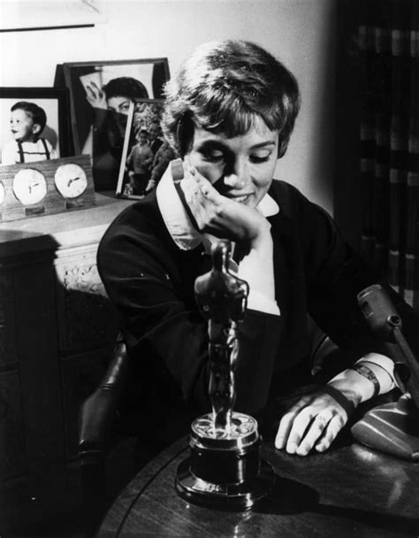 This was unprecedented at the time, and took decades for anyone to match the feat. 19 People Who Won Oscars For Their First Movie | Mental Floss
