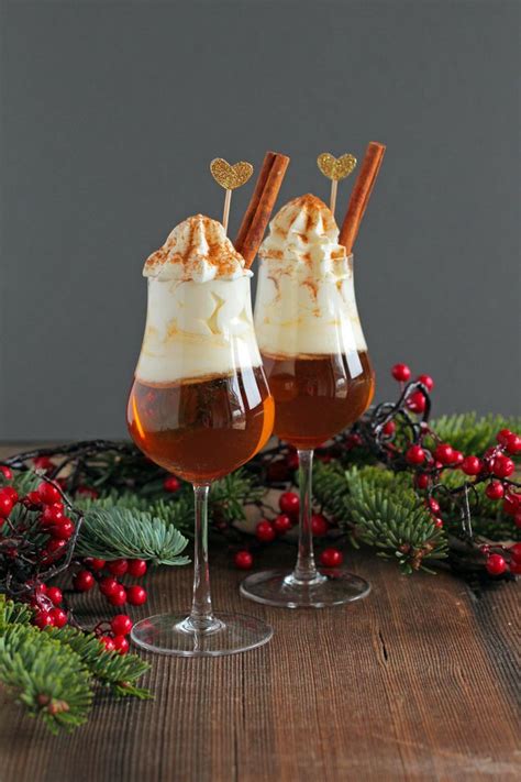 Und chefkoch damien zeigt einen ganz einfachen trick, der es möglich macht, die alle salatblätter ruck zuck in einem mal vom strunk zu lösen. Hot Apple Amaretto Shots | Getränke weihnachten, Getränke ...