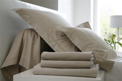 We did not find results for: drap housse uni satin de coton BLANC DES VOSGES