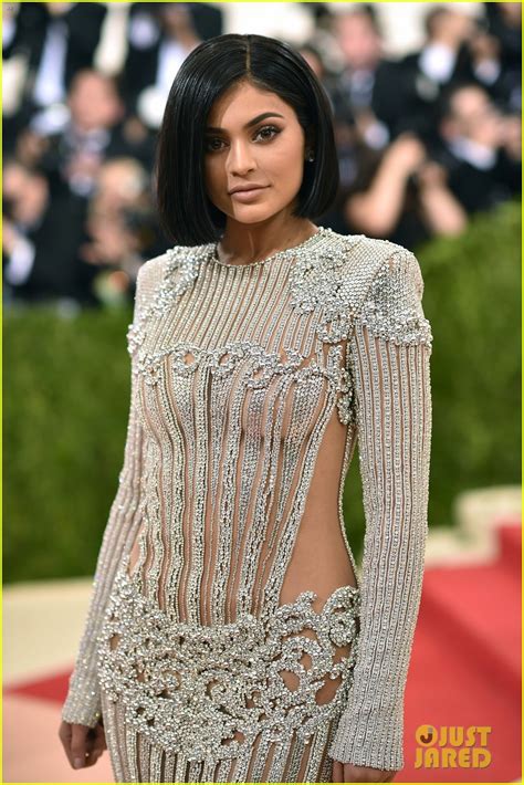 Australian kylie harris has a hairy bush. Kylie Jenner's Met Gala 2016 Dress Is Sheer & Shimmering ...