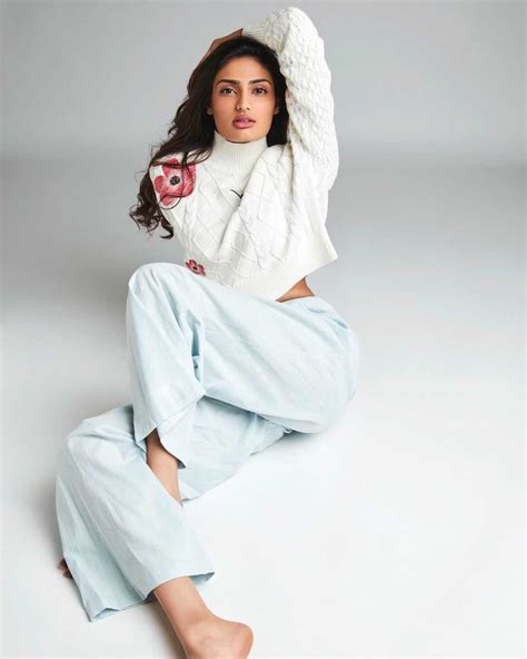 Also stay updated on athiya shetty latest videos, photos, movies and much more only at bollywood hungama. Athiya Shetty movies, filmography, biography and songs ...