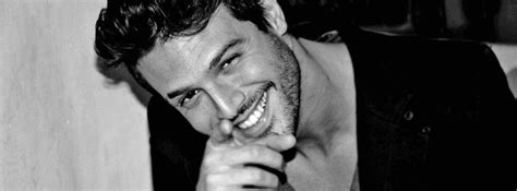 La cara la ha puesto un joan lluís pons que se ha. Alessandro Pess tronista |di Uomini e Donne - Live Sicilia