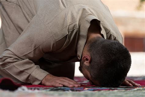 Bacaan doa setelah selesai sholat tarawih dan witir sesuai sunnah di bulan suci ramadhan. Cara Solat Sunat Witir Yang Ringkas Selepas Terawih ...