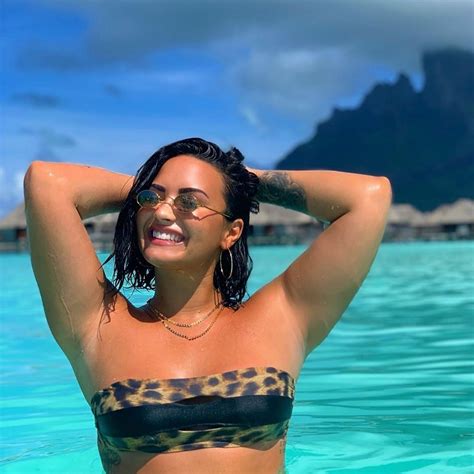The singer, 28, has revealed the devastating effects of her 2018 drug overdose in her new documentary dancing with the devil. Demi Lovato Sexy with Cellulite (8 Photos) | #The Fappening