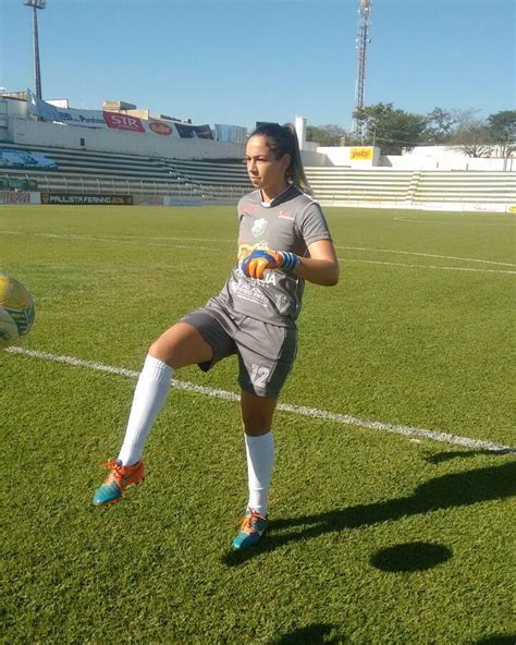 Temos que continuar apoiando a nossa modalidade porque o futebol feminino não. Esportes em Debate: Goleira Fraiburguense estreia neste ...