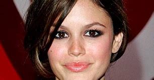 She began acting while still at notre. Rachel Bilson Height Weight Body Statistics Trivia ...