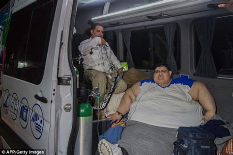 El mexicano juan pedro franco fue acreedor del récord guinness por su extrema obesidad. Obese Mexican man Juan Pedro Franco removed from home ...