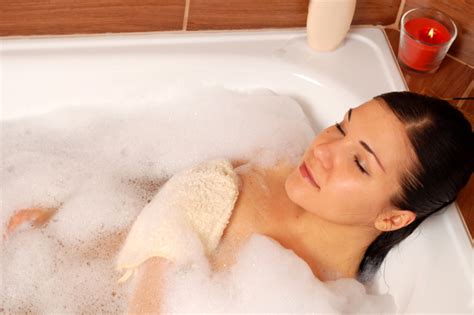 Learn how to make your own solid bubble bath in this easy to follow tutorial. How to make your own bubble bath - SheKnows