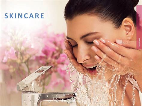 Bandingkan harga produk oriflame terbaru, dan temukan tutorial makeup, korean skin care, juga review produk terpopuler oriflame lainnya. Klasifikasi Skin Care Oriflame (Bagian 1) | Klik JaRie