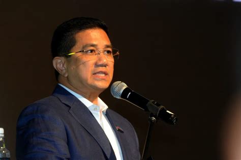 Sgor sultan chose azmin ali to be mb as the pkr deputy president has full support of not only pkr, but dap & pas: Sex video clip: Quit if you are guilty, Azmin