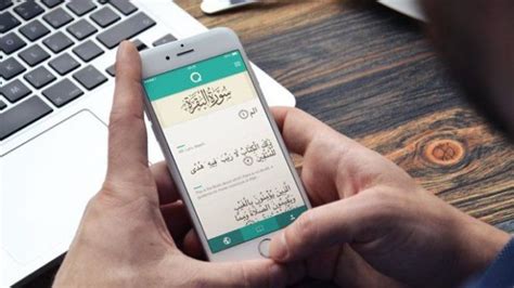 Membaca al quran tanpa berwudhu bolehkah kupas tuntas wudhu 4 mazhab buya syakur. Hukum Baca Al-Quran Di Handphone Tanpa Wuduk, Boleh Ke ...