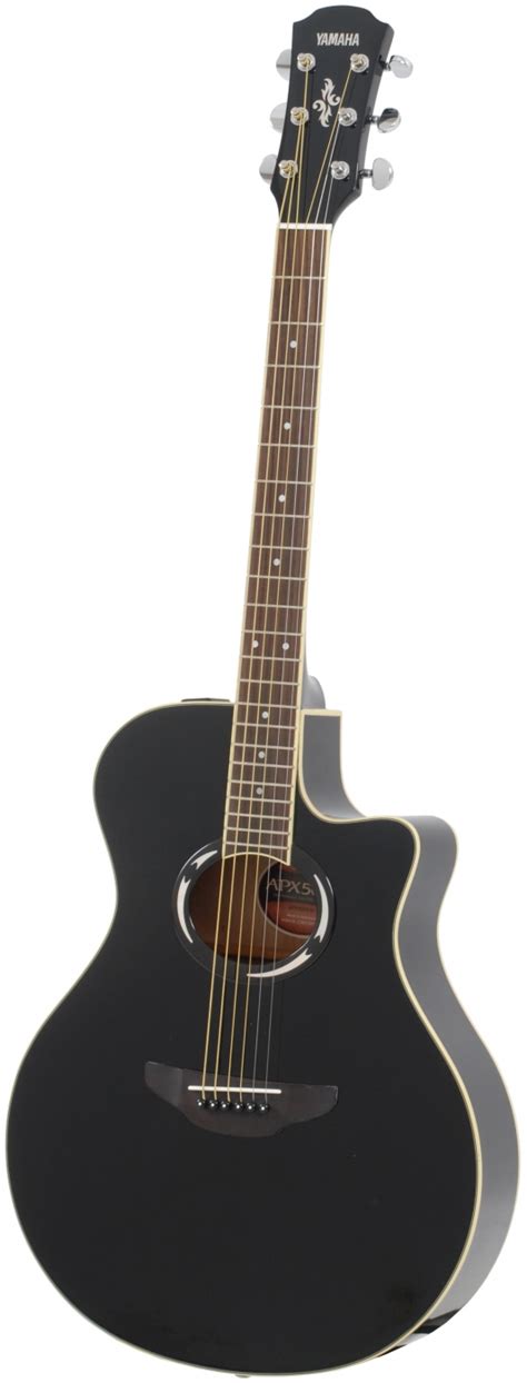 Body of this model is made of nato and meranti back and sides, while the top is made of spruce. Yamaha APX 500 II BL gitara elektroakustyczna, czarna