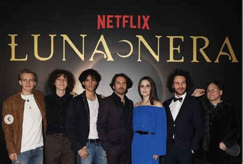 Sam claflin torna al cinema con io prima di te, il nuovo film di thea sharrock tratto dall'omonimo e acclamato best seller di jojo moyes atteso nelle sale italiane il 1° settembre. Io Prima Di Te Netflix - Netflix Italia E Catalogo ...