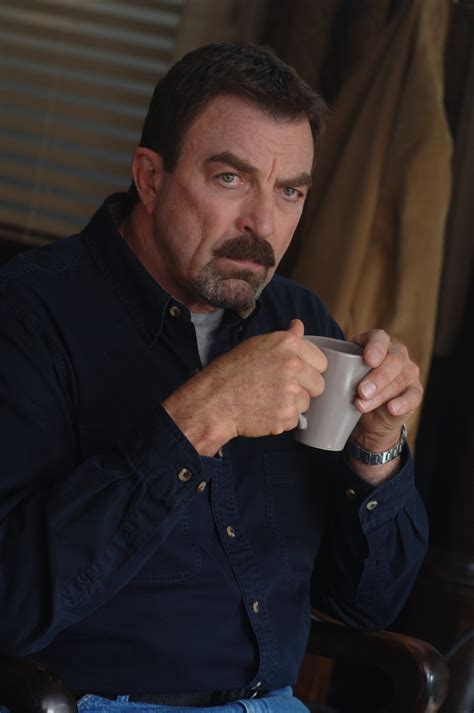 Hurry 3 days only, while supplies last Jesse Stone - Rejtélyes bankrablás