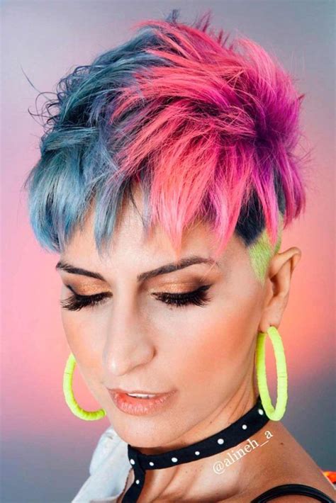 Curly androgynous haircuts / 11 androgynous haircuts to inspire your new look. Androgynous Curly Androgynous Short Haircuts For Women ...