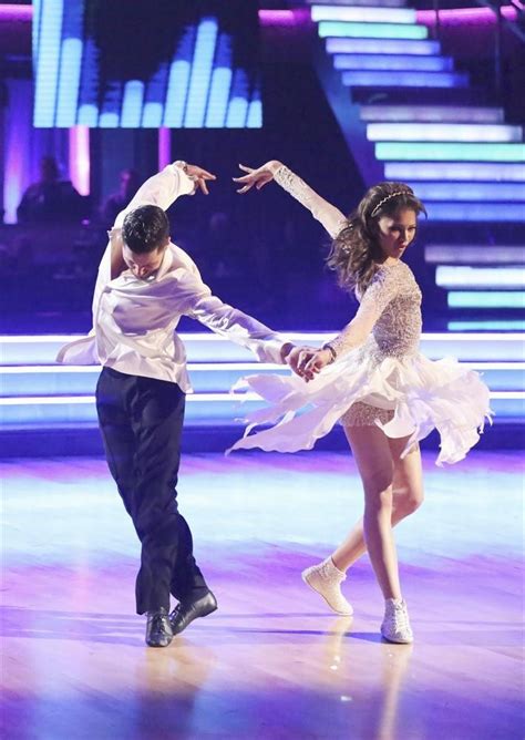 Канал 24 news/zendaya and tom holland spotted kissing). Dancing With the Stars 2013 Finals, Freestyle: Zendaya ...