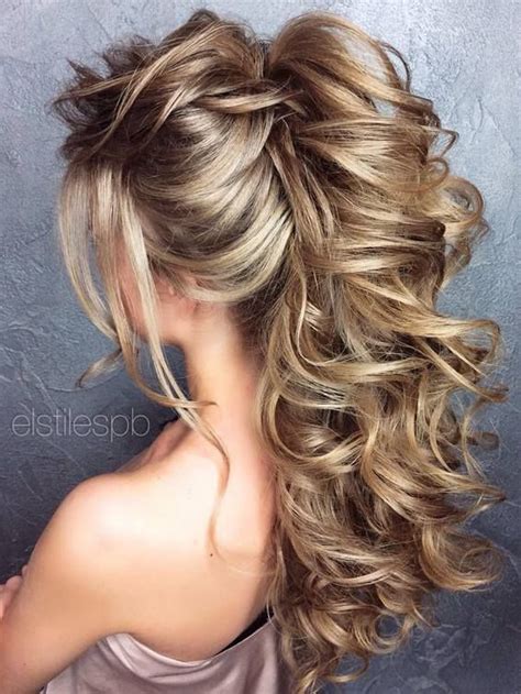 This bridesmaid hairstyles for long hair is good only with a long gown or dress. 65 Long Bridesmaid Hair & Bridal Hairstyles For Wedding ...