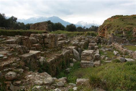 Aufstieg und niedergang einer antiken großmacht. Peloponnes: Lohnt sich ein Ausflug nach Sparta ...