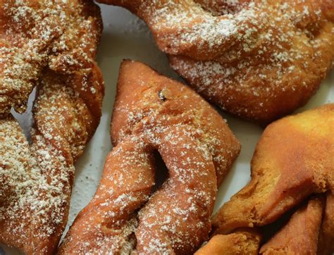 Rich in history and culture, latin american cuisine is full of flavorful ingredients and spices. Calzones Rotos - Chilean "Underwear" Cookies Recipe