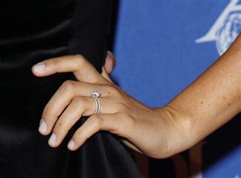 The story behind meghan markle's diamonds. Meghan Markle's First Engagement Ring - This Is What ...