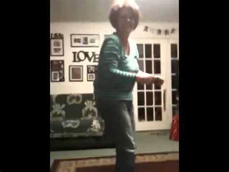 A celebration of monstrous mammaries and the women who have them. Mom shaking her ass - YouTube