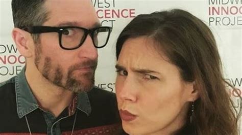 Amanda knox is quite public when it comes to her work in activism, as well as when it comes to the adventures she takes with her husband. Amanda Knox and Christopher Robinson are already married ...