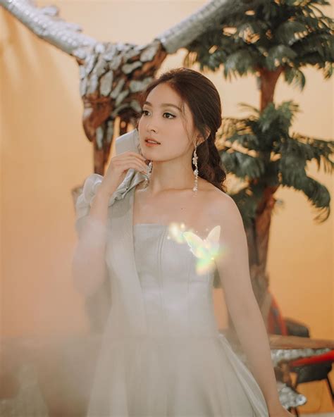 May 24, 2021 · seksinya natasha wilona pakai crop top pamer perut mulus, netizen: Sejak Simpel - Tampil Cetar, 8 Potret Photoshoot Natasha Wilona yang Makin Stunning di Usia 21 ...