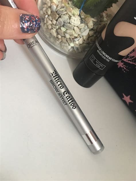 This unassuming little discovery led to the creation of many more innovative products. L'OREAL PARIS MICRO TATTOO BROW ARTIST FIRST IMPRESSIONS - JUELOOK