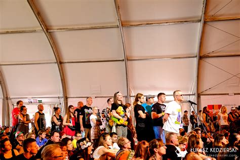 The festival has been held since 1995. Woodstock, czyli mój pierwszy raz na Pol'and'Rock Festival ...