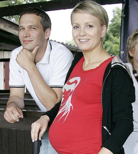 Wydaje mi się, że rodzicom dzieci w różnym wieku łatwiej ją zatracić: Marta Kuligowska i Michał Żebrowski - Baby boom - Galeria ...