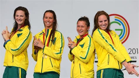 Avustralyalı emma mckeon, 23.81'lik derecesiyle ilk sırada geldi ve altın madalya kazandı. Chandler star Emma McKeon equals record medal haul as ...
