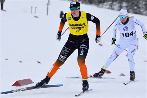 Esquiadora de fondu sueca (ast). Maja och Karl-Johan vann VW Cup - Sweski.com - Sverige sajt för längdåkning!