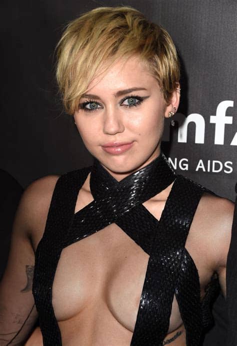 Obviously the show has been on her mind, but i never expected this: Miley Cyrus Hair Evolution | POPSUGAR Beauty